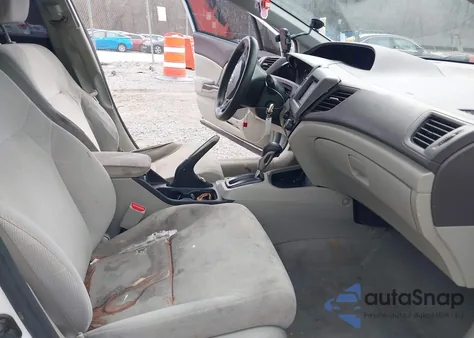 2012 Honda Civic Lx z USA, uszkodzony, nr VIN 2HGFB2F53CH323611